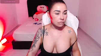 twerking_bigass cum 19 January 2025