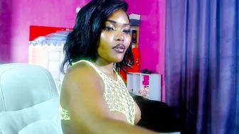 ebonysmilz 19 January 2025 sex cam