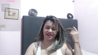 Pamela_echeverria posing on cam 28 July 2025