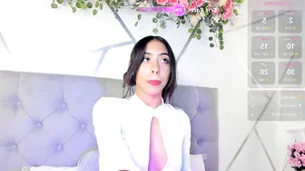 Emmaaa_stoonee naked 07-28-2025