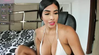 alessa_weet spit free cam show