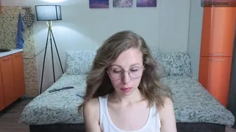 lill_mary lovense amateur live cam video