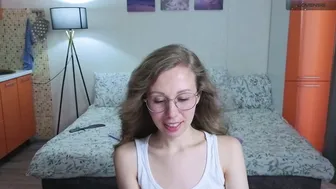 lill_mary lovense amateur live cam video
