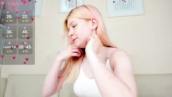 Rosa_mariposa_ 31-Jul-2025 blonde