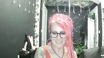 Saucysky tattoo webcam video