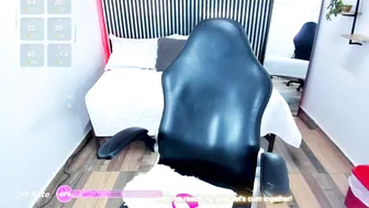 Emily_lewiss hot webcam video (08/01/2025)