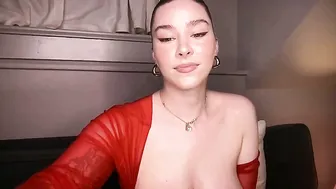 Novavangogh bigboobs (08/01/2025)