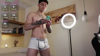 latin_green_eyes_ recorded nude video 126270