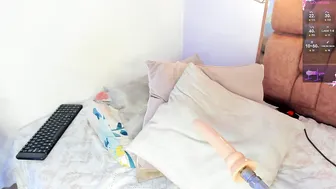 kristakinnky chat porn video 01-Aug-25