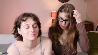 Jitoon_exe teen on webcam