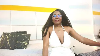 Tyra_fox lovense - 08/02/2025