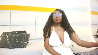 Tyra_fox lovense - 08/02/2025