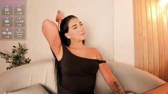 arirobert_ 08/02/2025 dildo