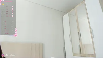 Sweety_vikky 03-Aug-2025 bigboobs