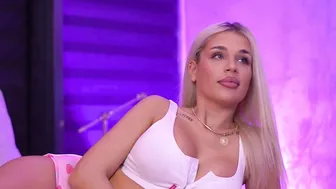 ivyrowa webcam video (08/03/2025)