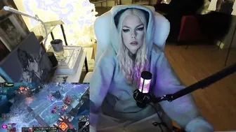 tinykylie recorded nude video 13493