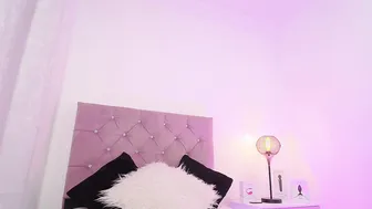 violet_queen2 sex porn cam 23 January 2025