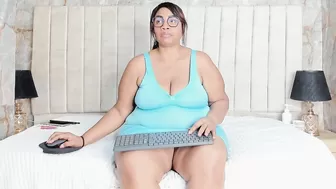 monicggold recorded nude video 13913