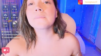 Heidy_jhons bigboobs cam girl
