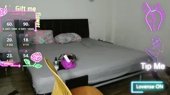 montserrat123 on live cam premium porn