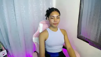 sweet_trishaxx asian nude cam video