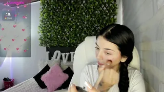 sammi_sweet_ 06-Aug-25