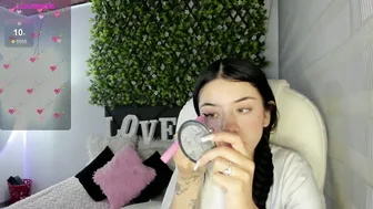 sammi_sweet_ 06-Aug-25