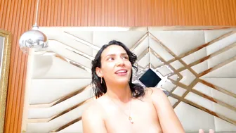 Sluttyandmature latina on cam
