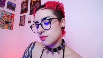 Ravendarkness_ sex chat cam - 08-07-2025
