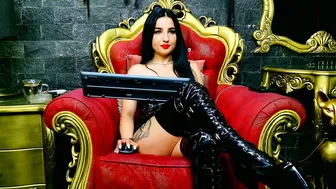 vivianreeve smoke - (08/07/2025)