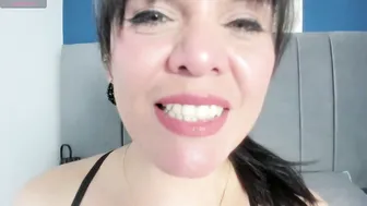 laura_hotties (08/08/2025)