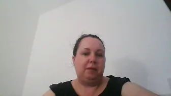 Diannecrunchy (08-09-2025)