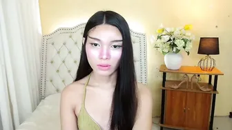 notaestheticallykyline (08-09-2025)