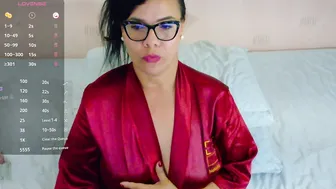 hornylatimommy webcam show (08-10-2025)