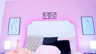charlotte_kisss 10-Aug-25