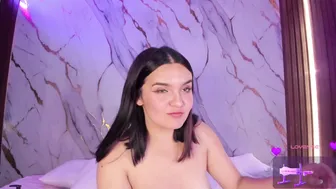 mollylewis18 10-Aug-25 fuckmachine