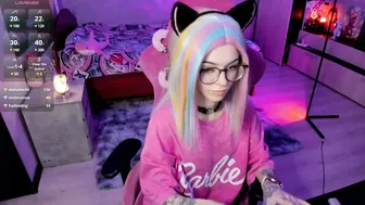 _black_fox__ webcam (08-11-2025)