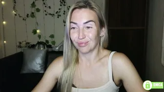 ay_kiss_jully recorded nude video 139383
