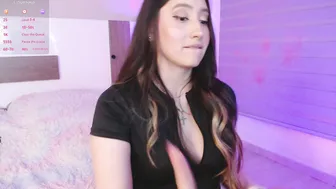 Nailahk show on cam