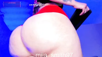 Dakota_ls bigass webcam