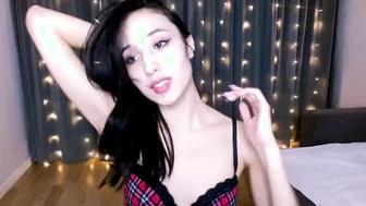 li_noen recorded nude video 14379