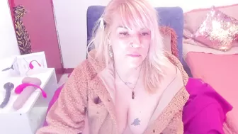 harly_queen77 cam porn video 28 January 2025