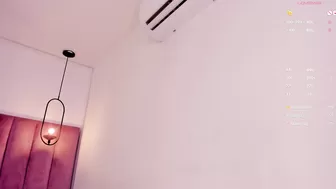 luisah_ chat sex posing on cam