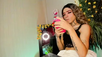 Bitch_capelli nude chat (08/11/2025)