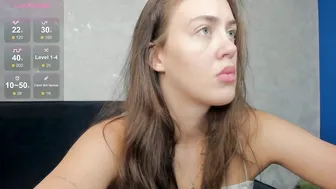 nicoleerich brunette live cam video