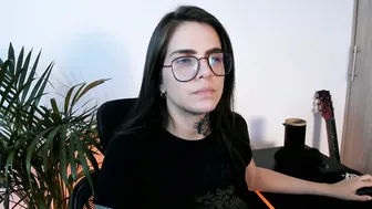 meurief nude (08/12/2025)