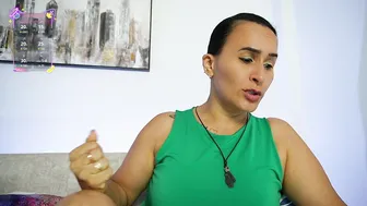 Sara_charmy webcam chat 12-Aug-25