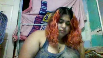 jessicarabbits4 posing on webcam (08/12/2025)