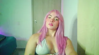 Kiri_cute latina nude video chat