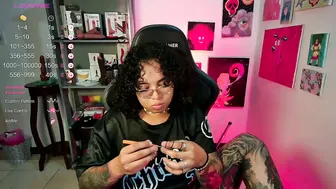 Alesyahampton on webcam 12-Aug-2025